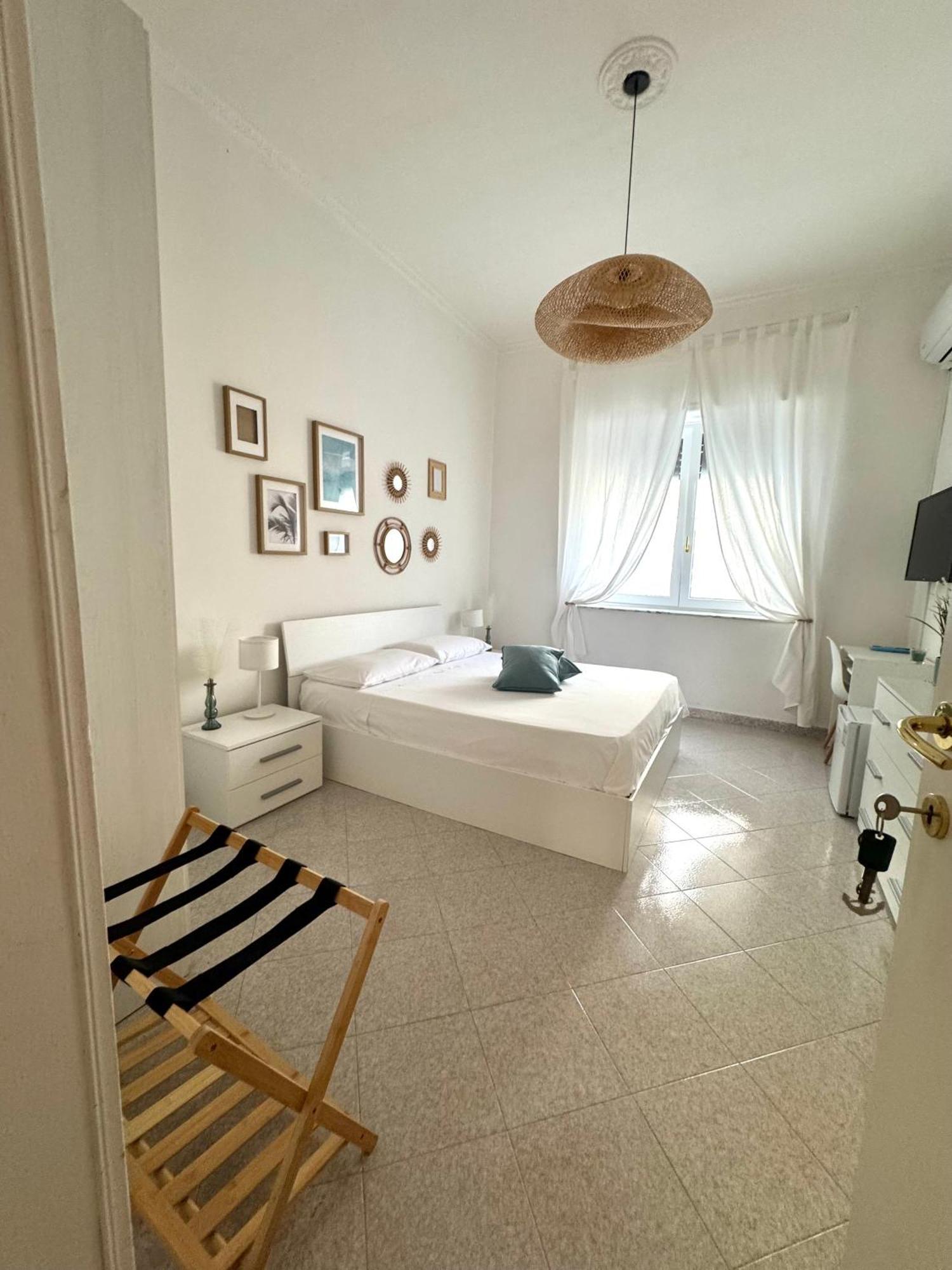 A Due Passi Dal Mare B&B Scalea Eksteriør bilde